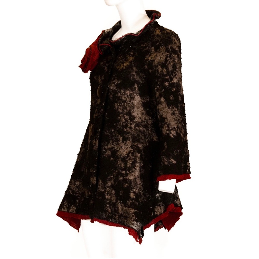 La Rose Rouge Black and silver top w/wire rose & collar.-Haute Couture L… - Picture 4 of 14